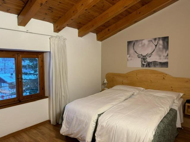 Hotel des Alpes Folgaria Buitenkant foto